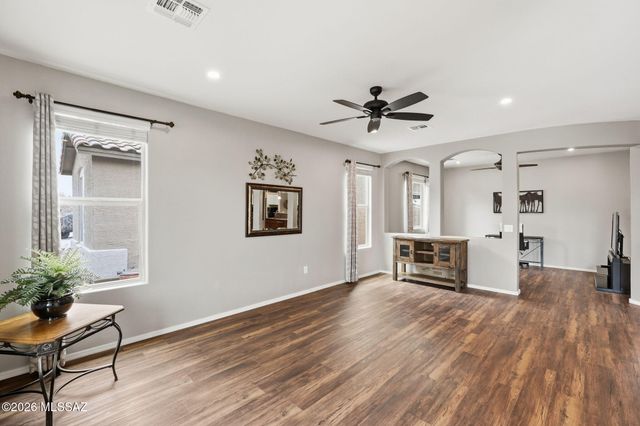 12554 N Green Oak Drive, Marana, AZ 85653