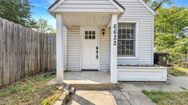 6622 Crest Avenue, St Louis, MO 63130