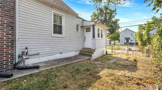 6622 Crest Avenue, St Louis, MO 63130
