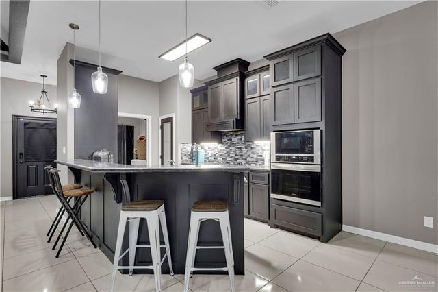 714 E Jefferson Street, Weslaco, TX 78599