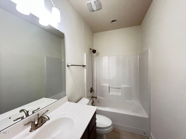 1909 Highland Hills Court, Apex, NC 27502