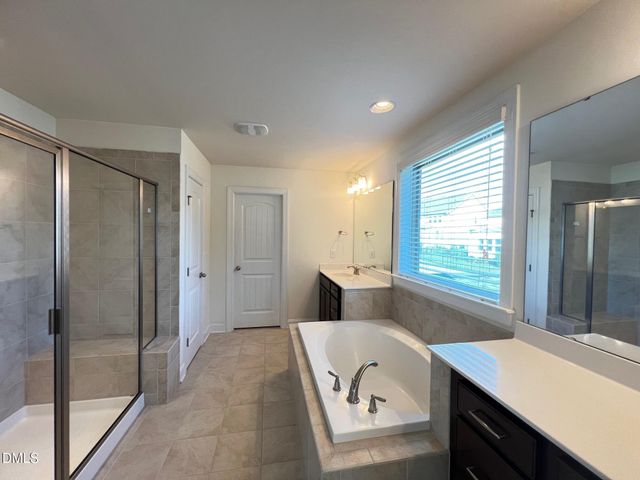 1909 Highland Hills Court, Apex, NC 27502