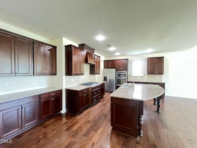 1909 Highland Hills Court, Apex, NC 27502