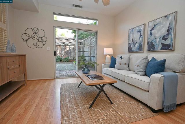 503 Valley View Court, Martinez, CA 94553