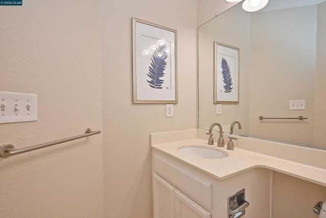 503 Valley View Court, Martinez, CA 94553