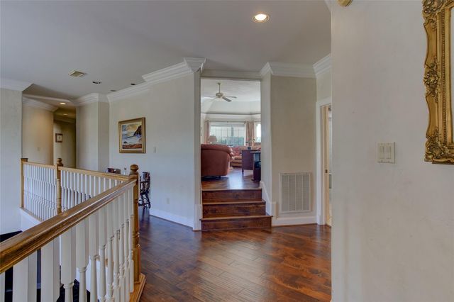 13703 Lakeshore Way Cove, Houston, TX 77077