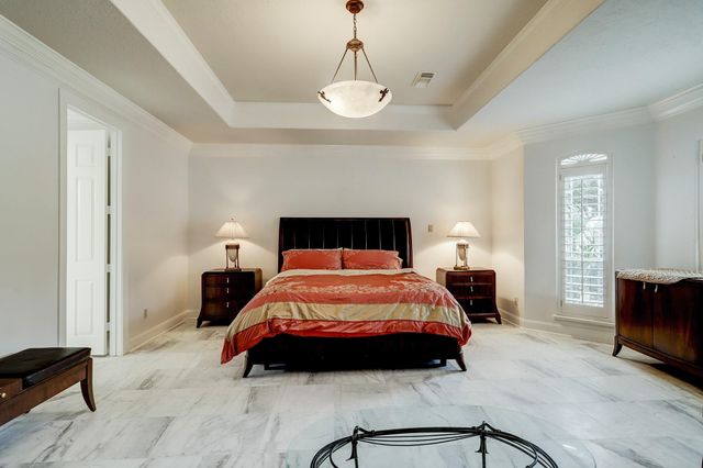 13703 Lakeshore Way Cove, Houston, TX 77077