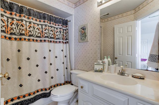 13703 Lakeshore Way Cove, Houston, TX 77077