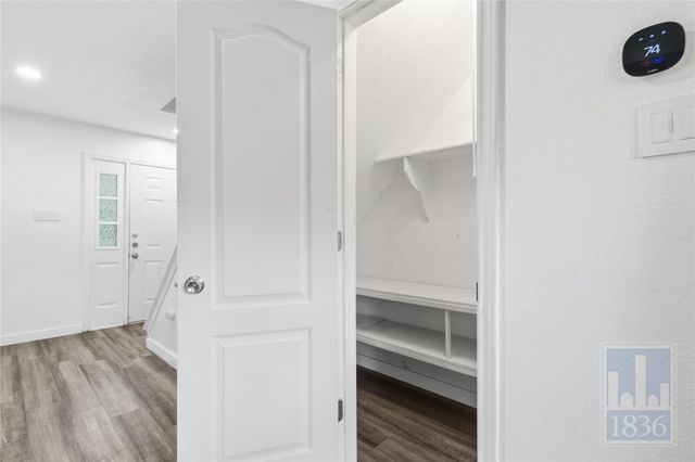 8400 Jamestown DR 534, Austin, TX 78758