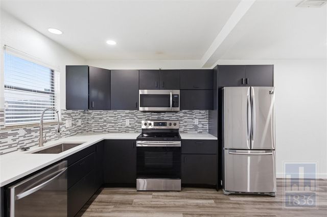 8400 Jamestown DR 534, Austin, TX 78758