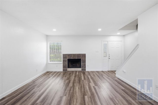 8400 Jamestown DR 534, Austin, TX 78758
