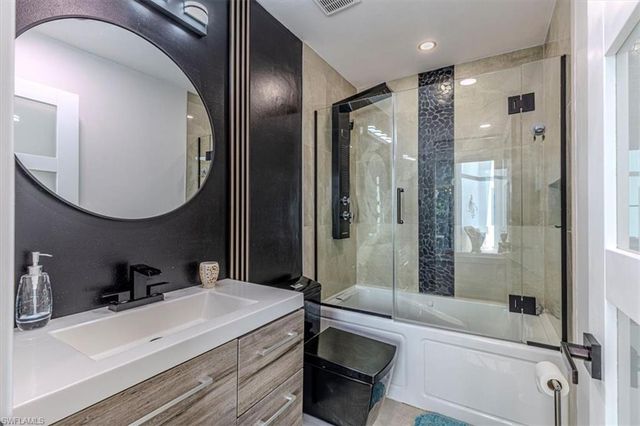 4310 McGregor BLVD, Fort Myers, FL 33901