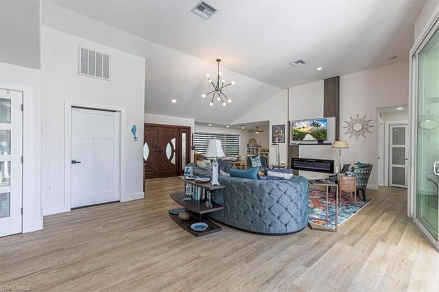 4310 McGregor BLVD, Fort Myers, FL 33901