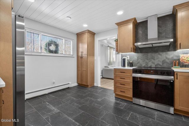 36 Anthony Lane, Colonie, NY 12205