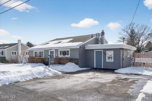 36 Anthony Lane, Colonie, NY 12205