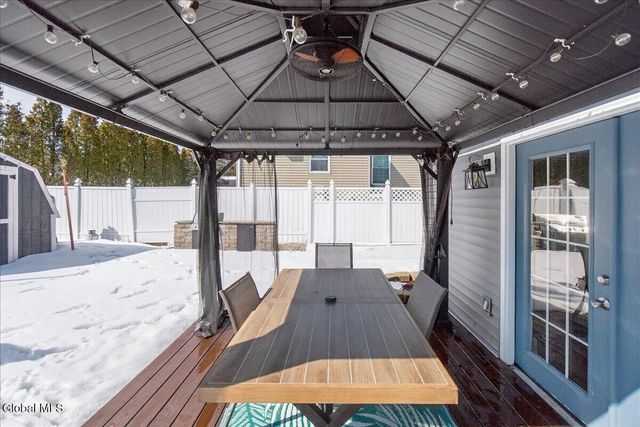 36 Anthony Lane, Colonie, NY 12205