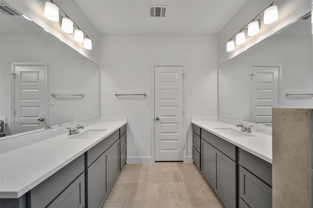 317 Rise Lane, Montgomery, TX 77316