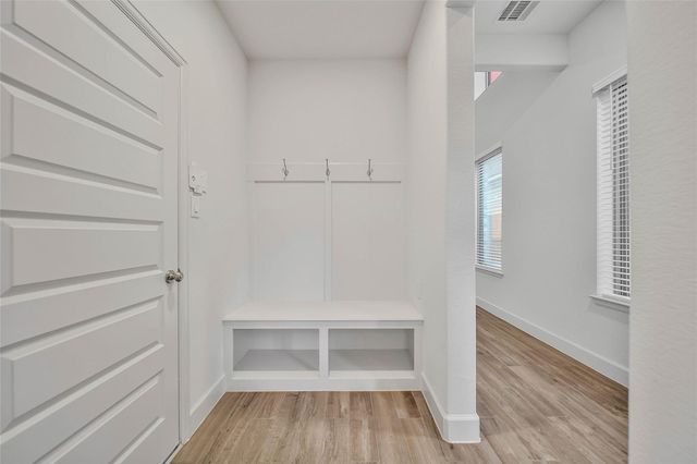 317 Rise Lane, Montgomery, TX 77316