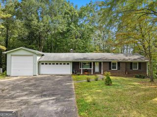 200 Dogwood Drive, Canton, GA 30114