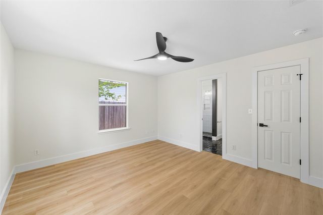 1164 Lago Vista ST, San Marcos, TX 78666