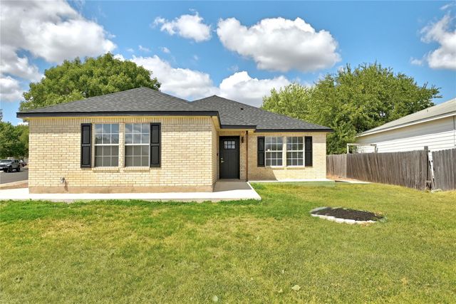 1164 Lago Vista ST, San Marcos, TX 78666