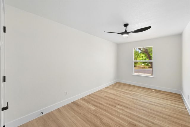 1164 Lago Vista ST, San Marcos, TX 78666
