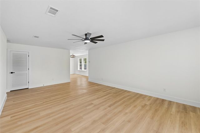 1164 Lago Vista ST, San Marcos, TX 78666