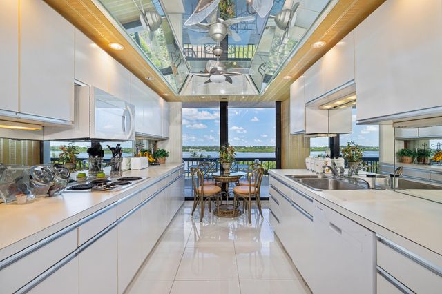 2660 S OCEAN Boulevard 603N, Palm Beach, FL 33480