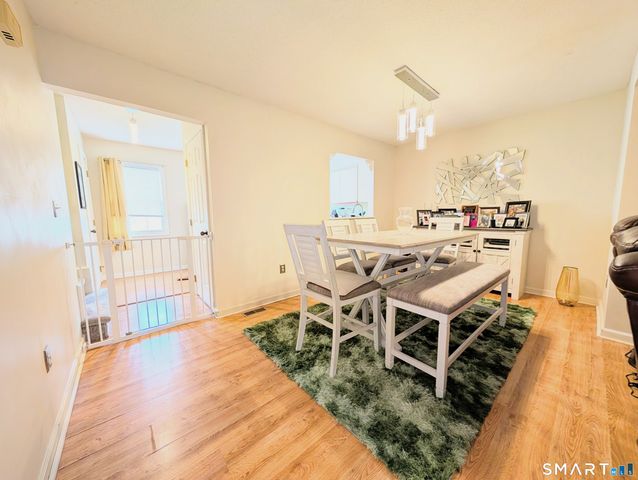 63 Summit Commons 63, Derby, CT 06418