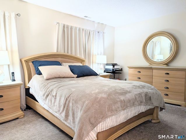 63 Summit Commons 63, Derby, CT 06418