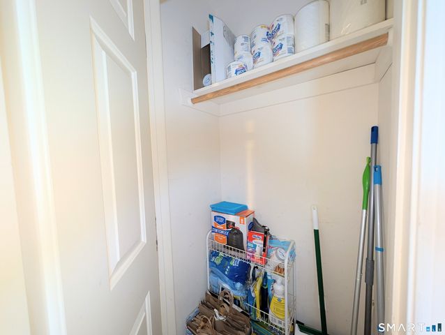 63 Summit Commons 63, Derby, CT 06418