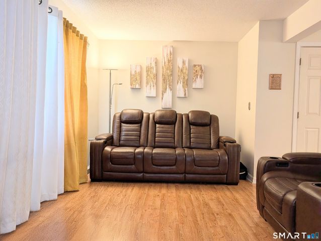 63 Summit Commons 63, Derby, CT 06418