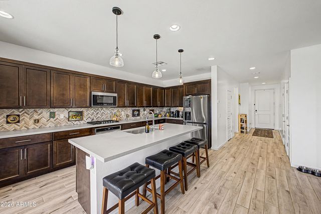 12117 W LEVI Drive, Avondale, AZ 85323