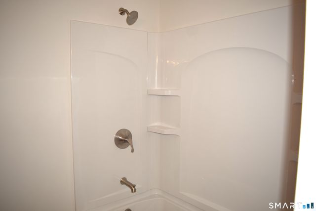 10 Meeting House Road, Barkhamsted, CT 06063