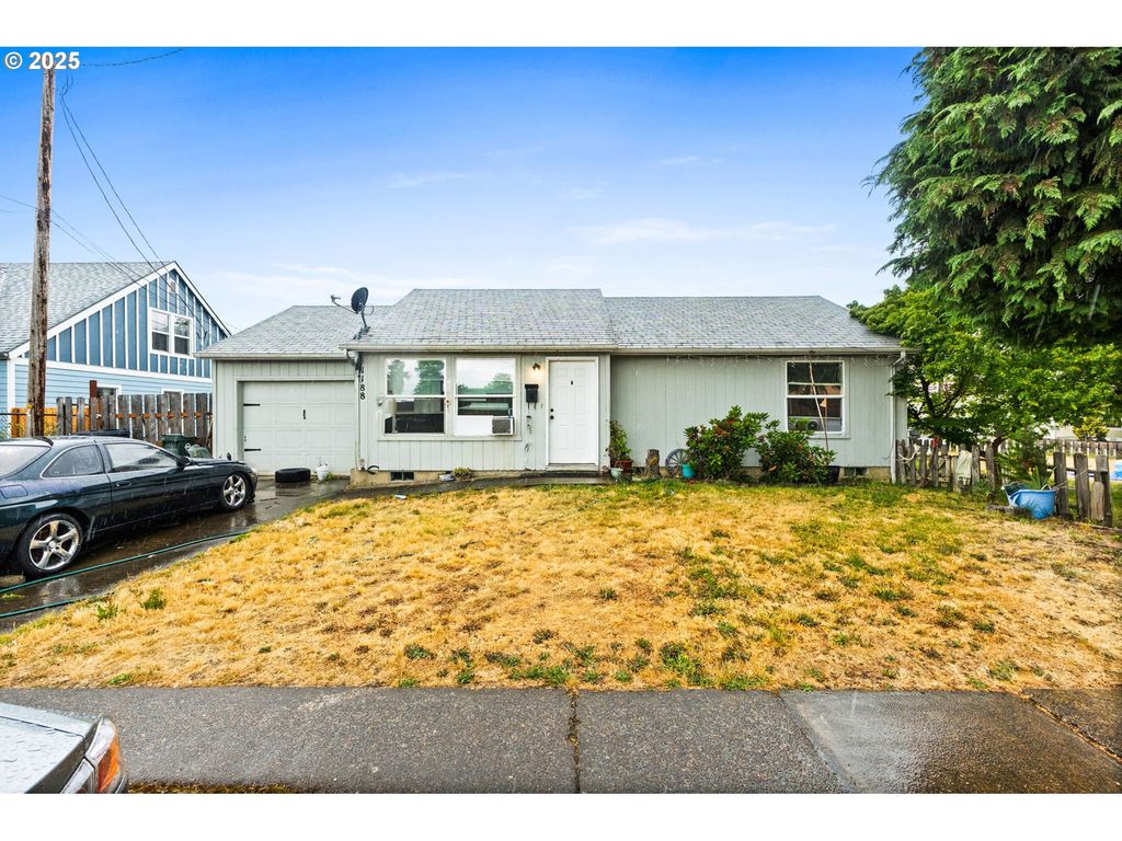 1188 18TH Ave, Sweet Home, OR 97386