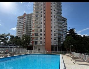 1301 NE Miami Gardens Dr 1221W, Miami, FL 33179