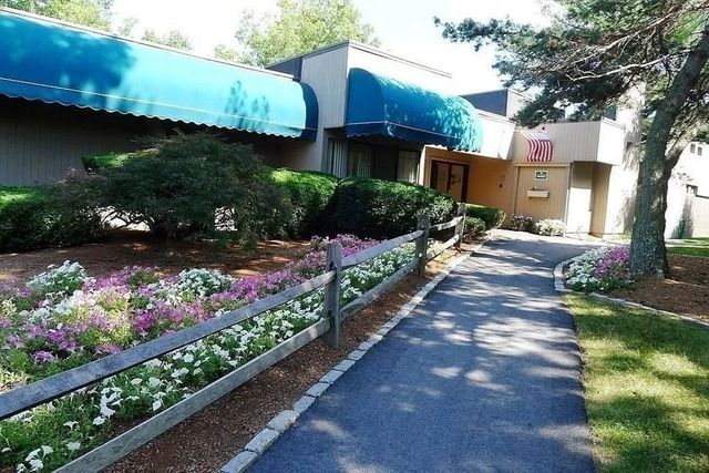 70 Shrewsbury Green C, Shrewsbury, MA 01545