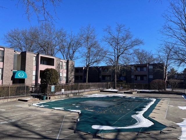 70 Shrewsbury Green C, Shrewsbury, MA 01545