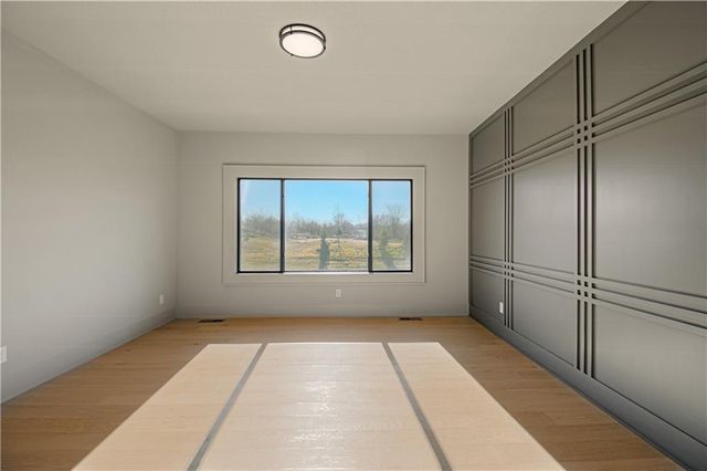 1009 Wilds Parkway, Greenwood, MO 64034