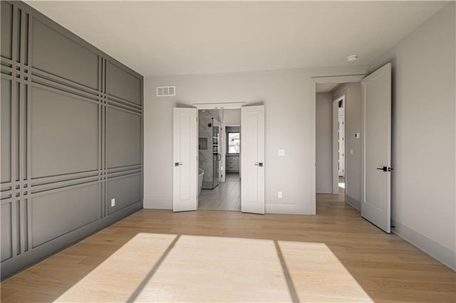 1009 Wilds Parkway, Greenwood, MO 64034