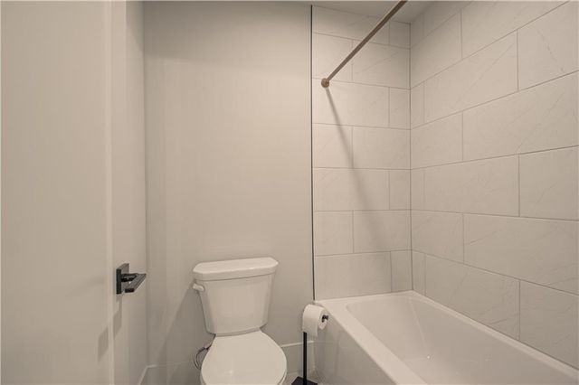 1009 Wilds Parkway, Greenwood, MO 64034