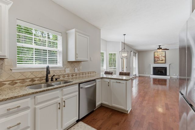 5117 W Oak Highland Dr, Antioch, TN 37013