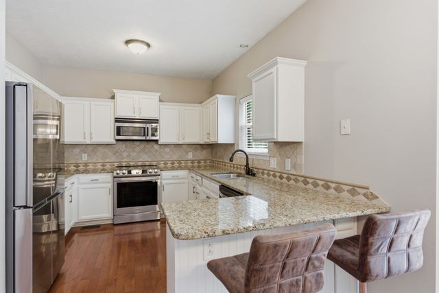 5117 W Oak Highland Dr, Antioch, TN 37013