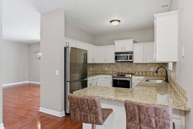 5117 W Oak Highland Dr, Antioch, TN 37013