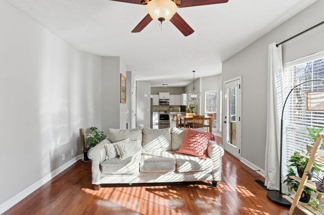 5117 W Oak Highland Dr, Antioch, TN 37013
