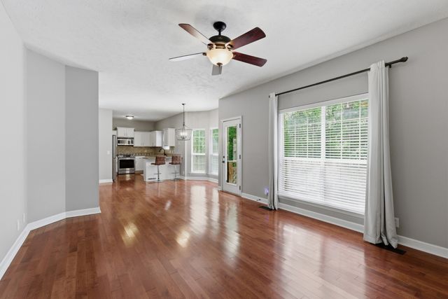 5117 W Oak Highland Dr, Antioch, TN 37013