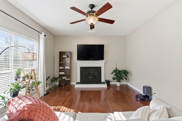 5117 W Oak Highland Dr, Antioch, TN 37013