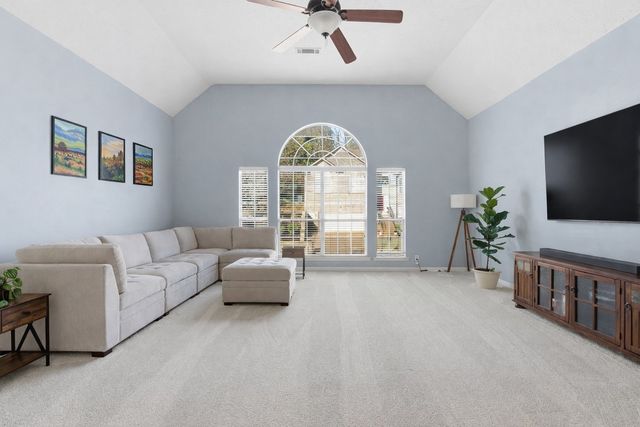 5117 W Oak Highland Dr, Antioch, TN 37013