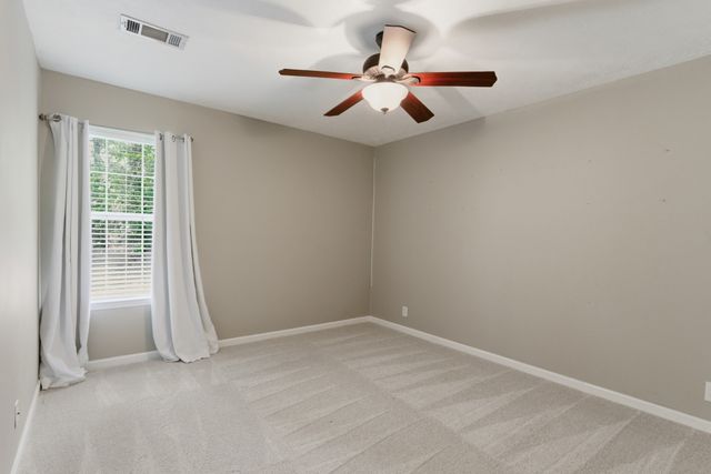 5117 W Oak Highland Dr, Antioch, TN 37013