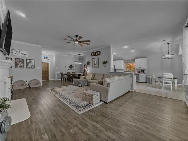 2514 Mustang Drive, Arlington, TX 76001